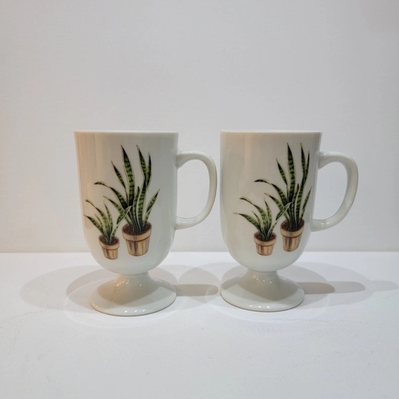 Pedestal Coffee/ Tea Cups Set Of Two Snake Plant 10oz Mugs Kitchen Home Decor - Picture 1 of 6